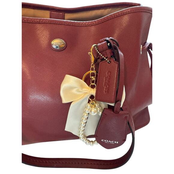 Coach F29362 Town Tote/ Purse Crossgrain Shoulder Bag – Mulberry /pink /red - Picture 7 of 13